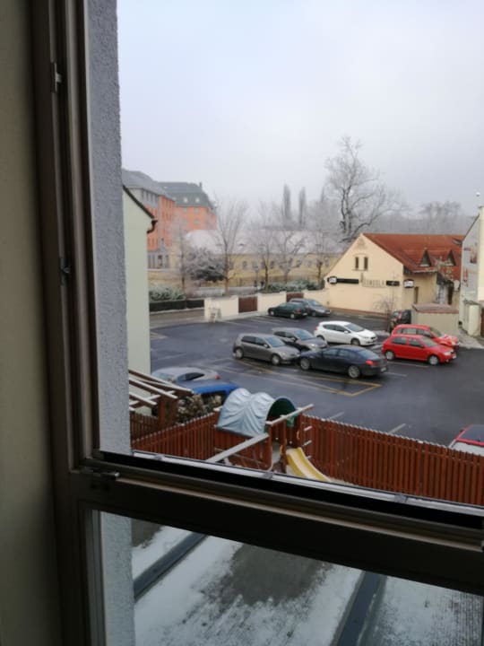 Ausblick ruhiger Hof Hotel U Zvonu