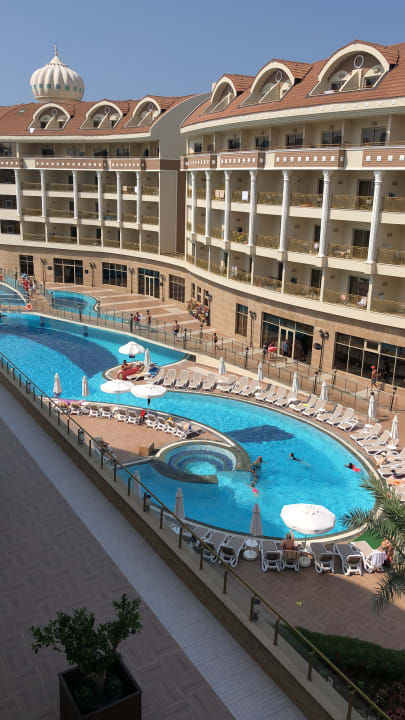 Pool Kirman Belazur Resort & Spa