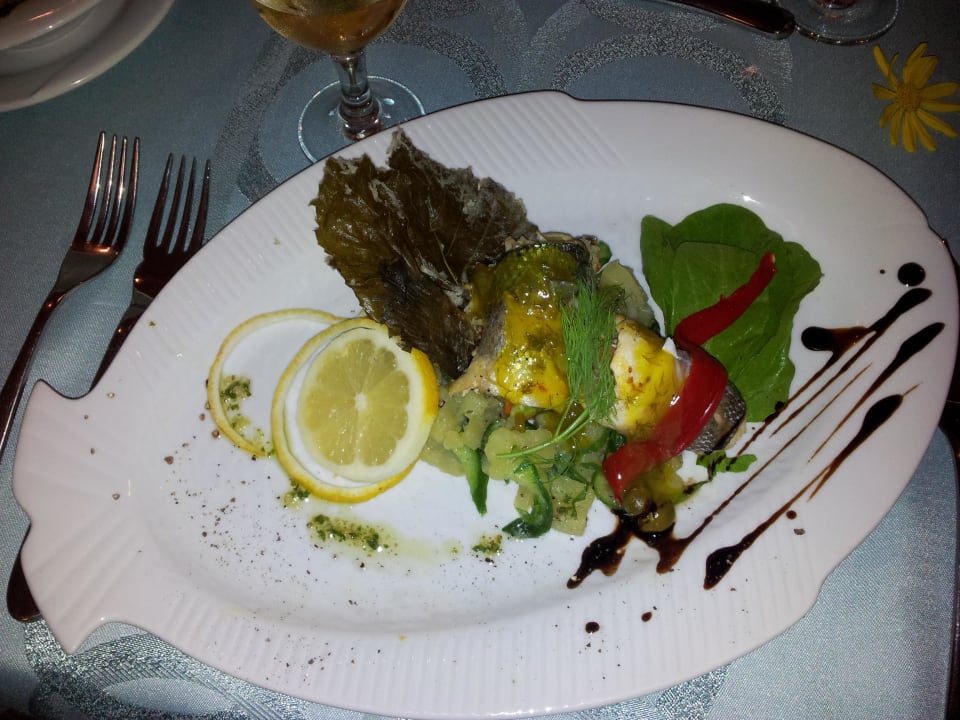 Essen im Poseidon Calimera Serra Palace