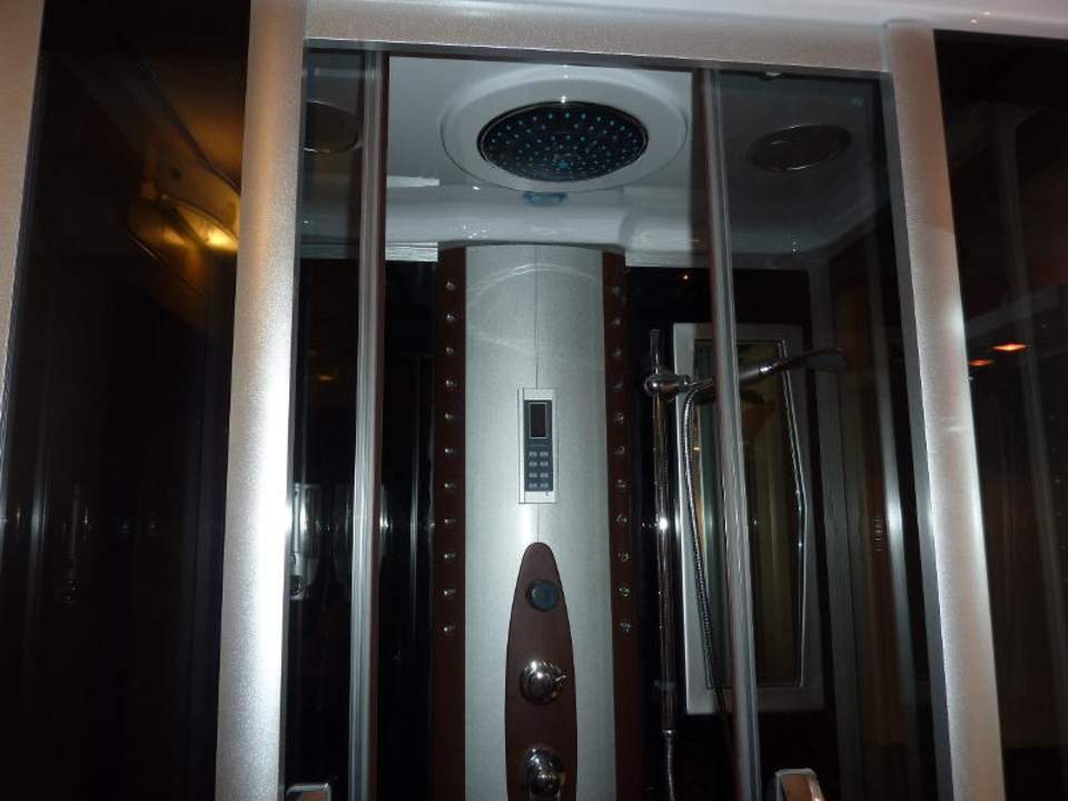 "Coole" Dusche Hotel Afa