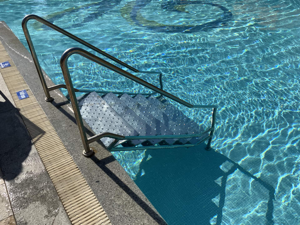 Pool Calimera Hane Garden