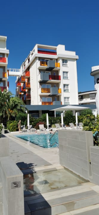 Außenansicht Hotel Orient & Pacific