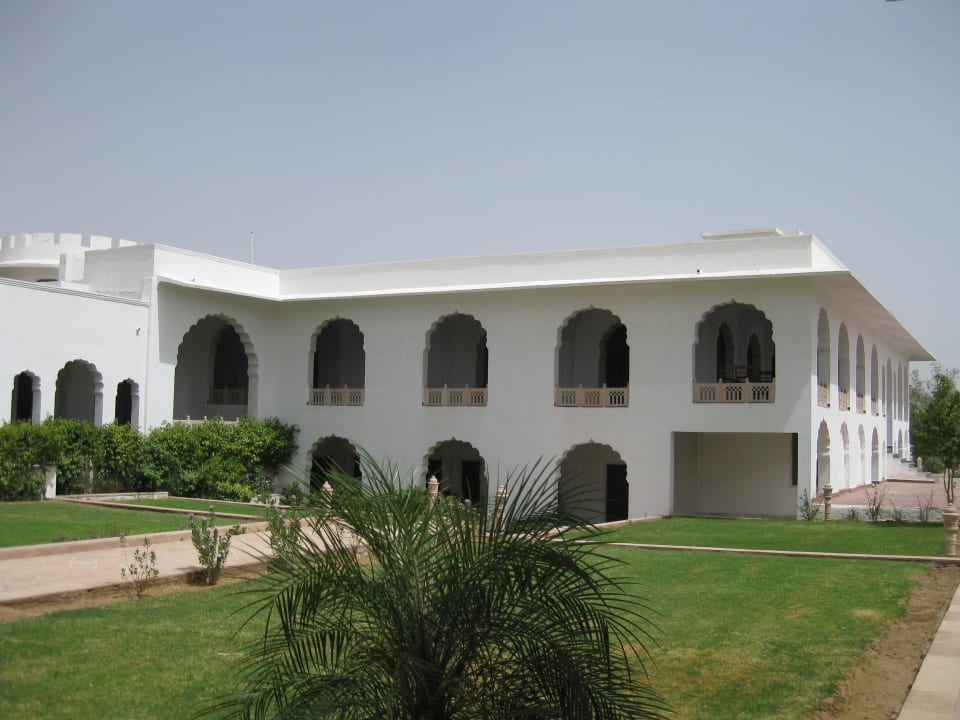 Vorderer Hotelbereich  Hotel Udai Vilas Palace Mandawa