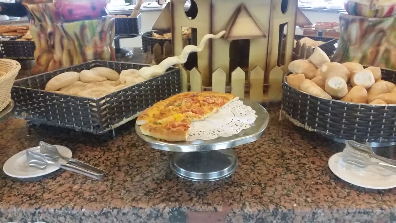 Diese Pizza ist und bleibt kalt? Hotel Gorgonia Beach Resort