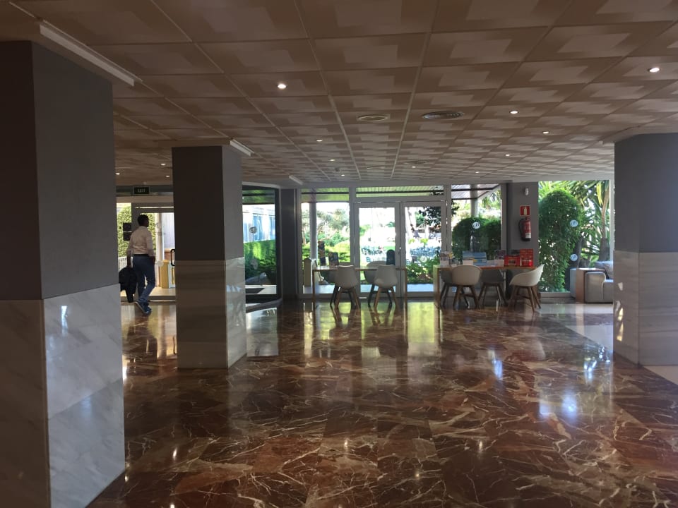 Lobby BQ Belvedere Hotel