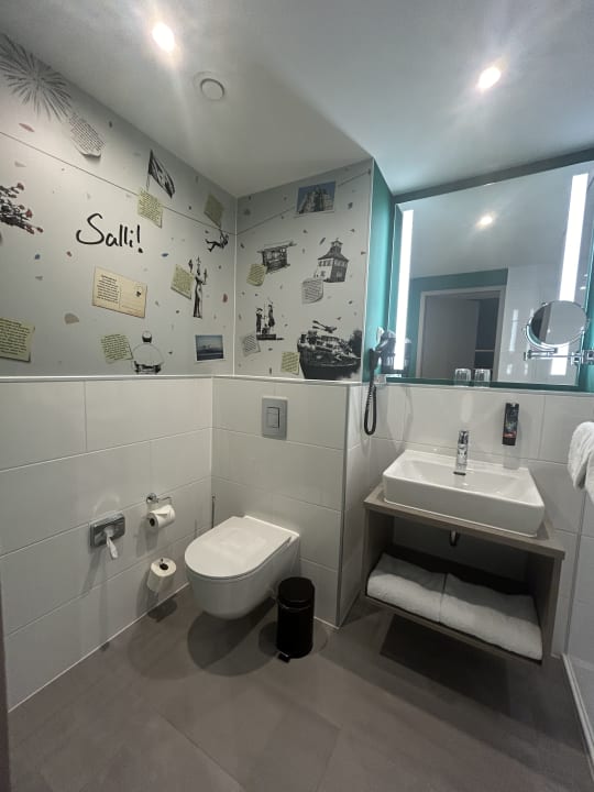 Zimmer Holiday Inn - the niu, Flower Konstanz