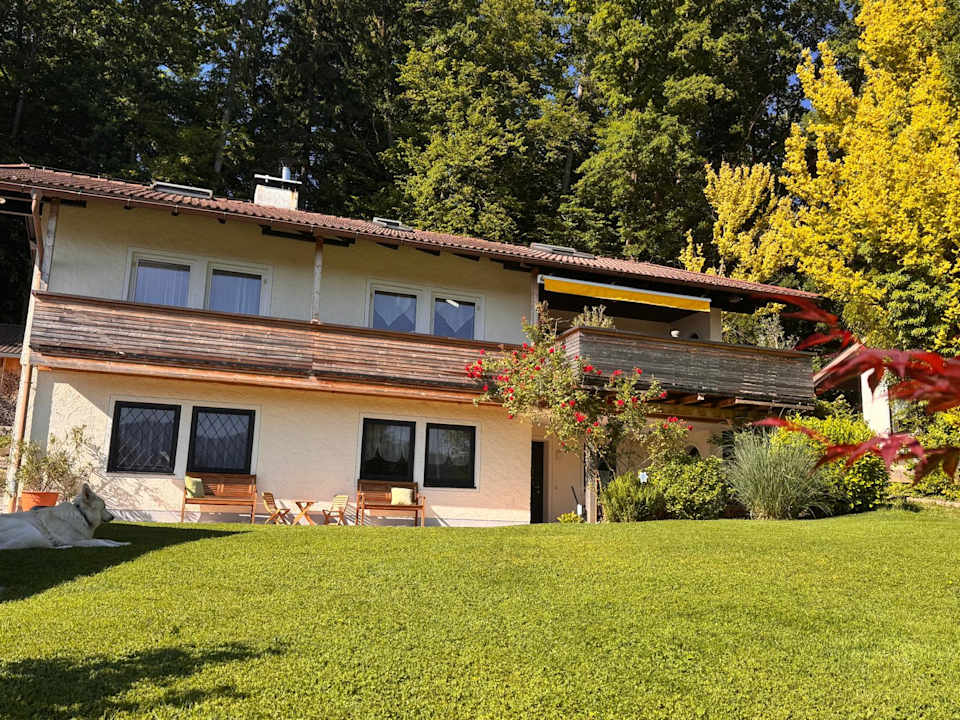 Außenansicht Sonnenhang Bayern