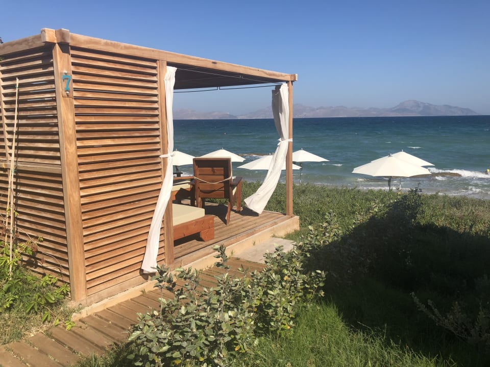 Strand Neptune Luxury Resort