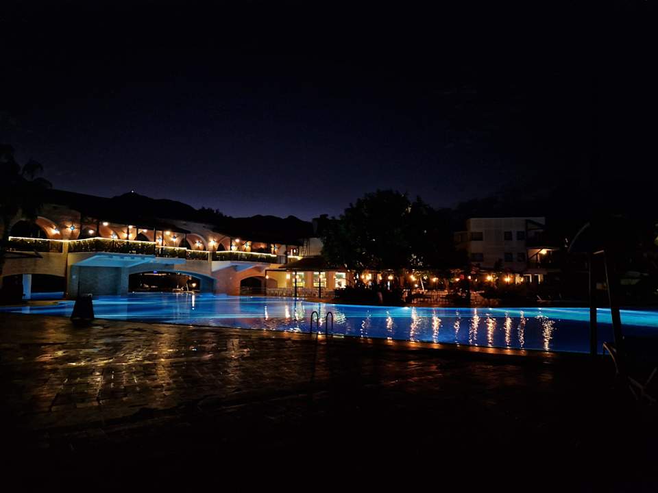 Pool Limak Limra Hotel & Resort