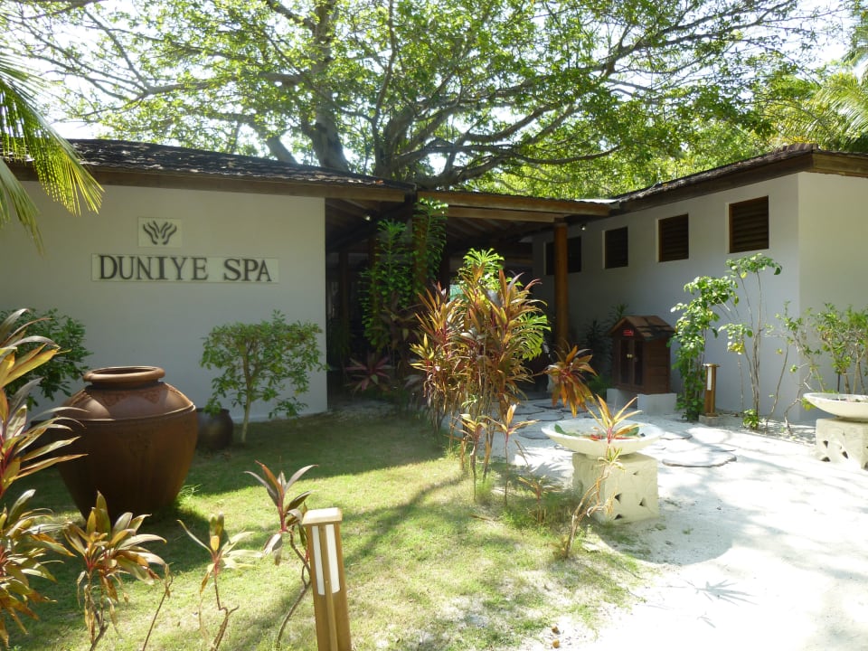 Spa Meeru Maldives Resort Island