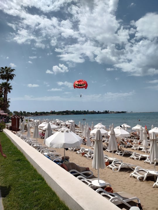 Strand Side Star Beach