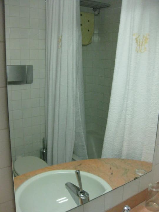 Zimmer 304, Bad, WC Hotel Columbia