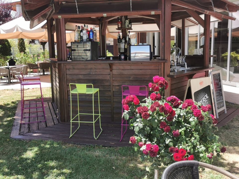 Pool Hotel Golden Lake Resort