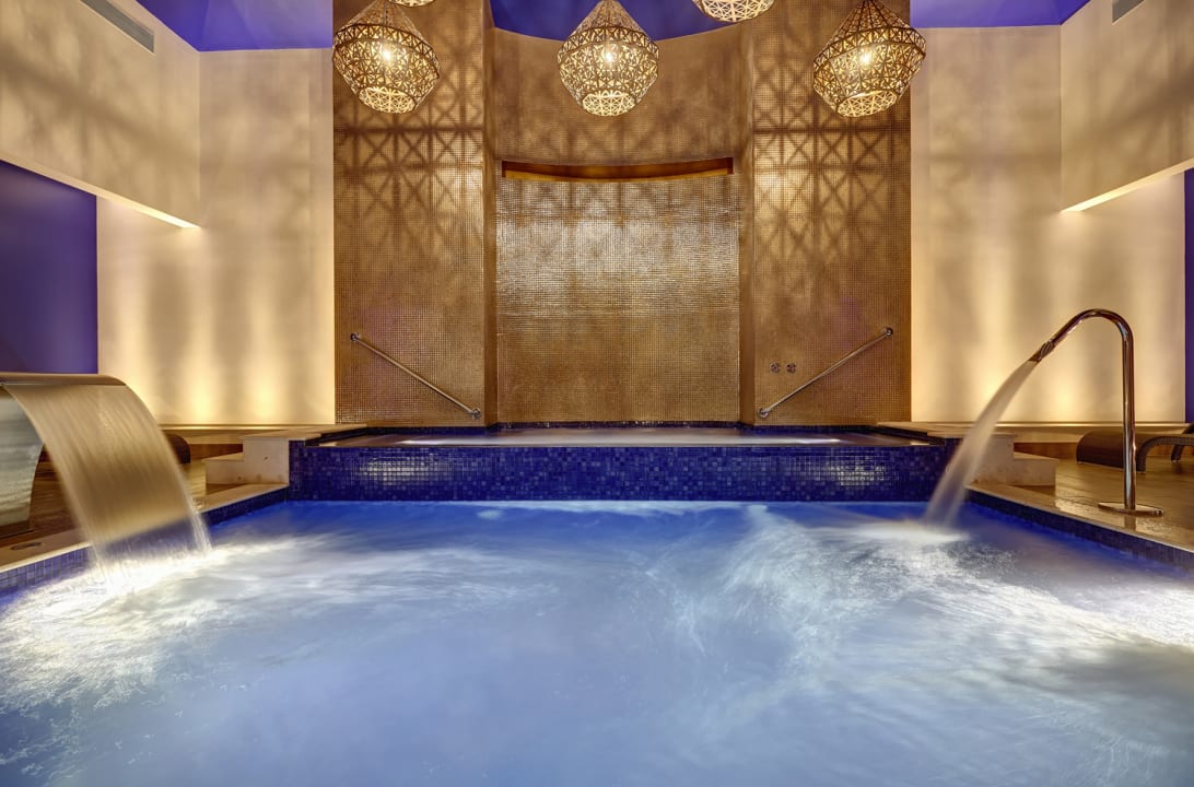 Pool Planet Hollywood Costa Rica by Royalton, An Autograph Collection All-Inclusive Resort