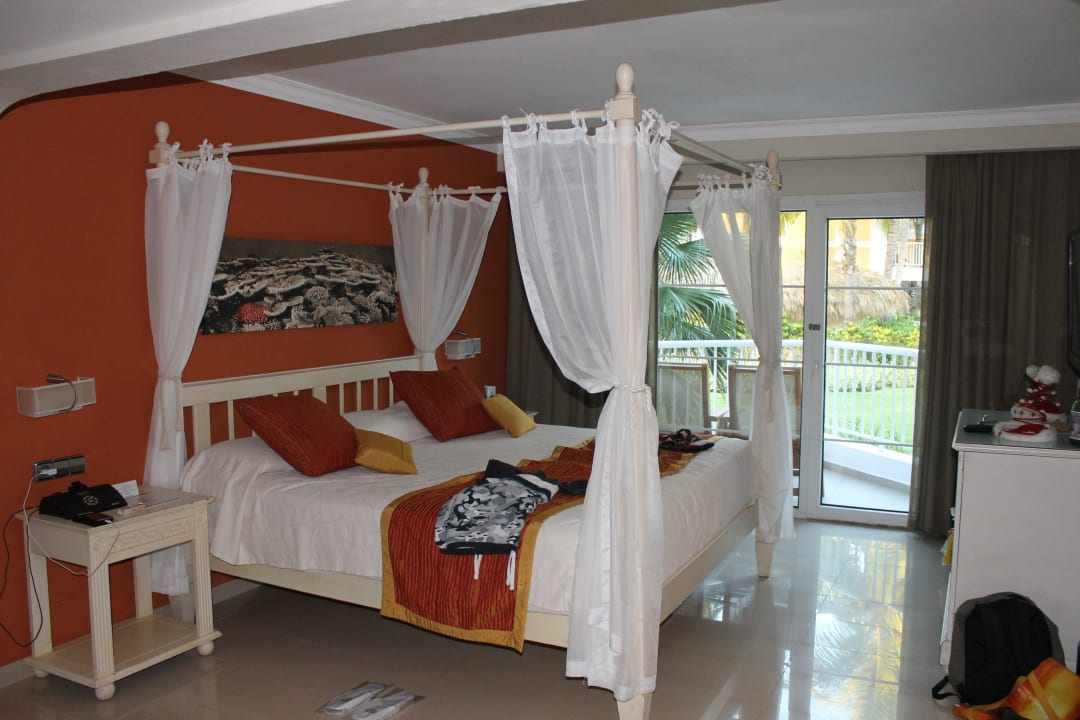 Hotel Grand Palladium Palace Resort, Spa & Casino Hotel Grand Palladium Palace Resort, Spa & Casino