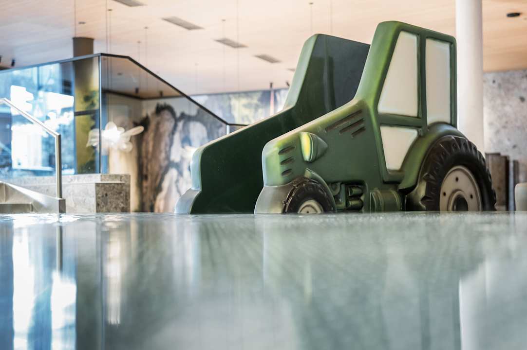 Pool Neuhaus Zillertal Resort