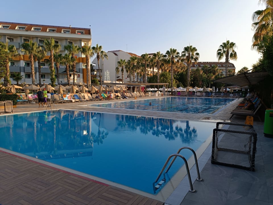 Pool Hane Family Resort