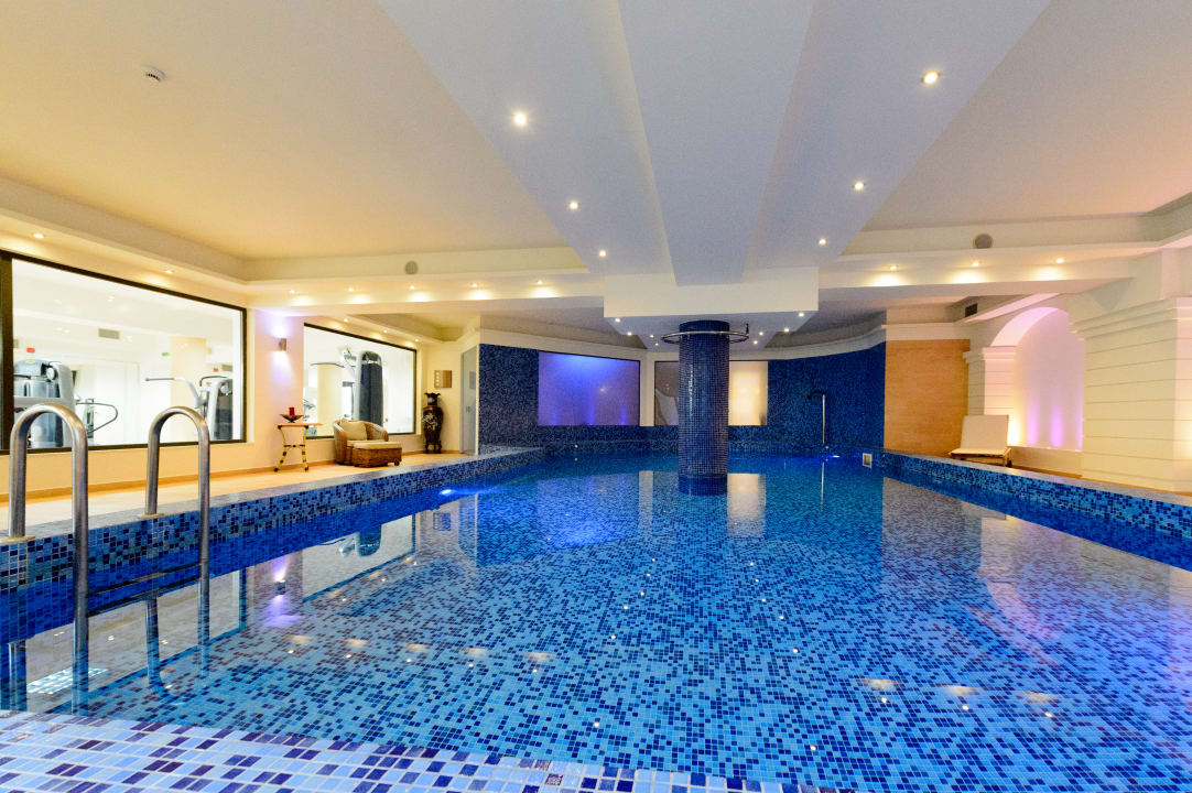 Pool Grand Hotel Holiday Resort