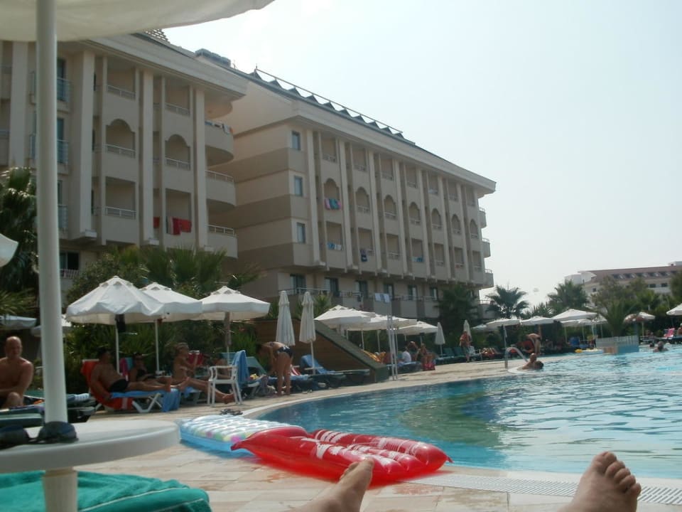 Einer von 3 Pools  Calimera Hane Garden