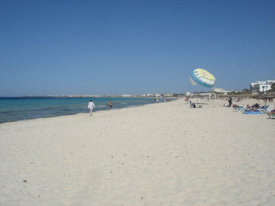 Puderzucker Strand vom feinsten Sahara Beach Aquapark & Resort