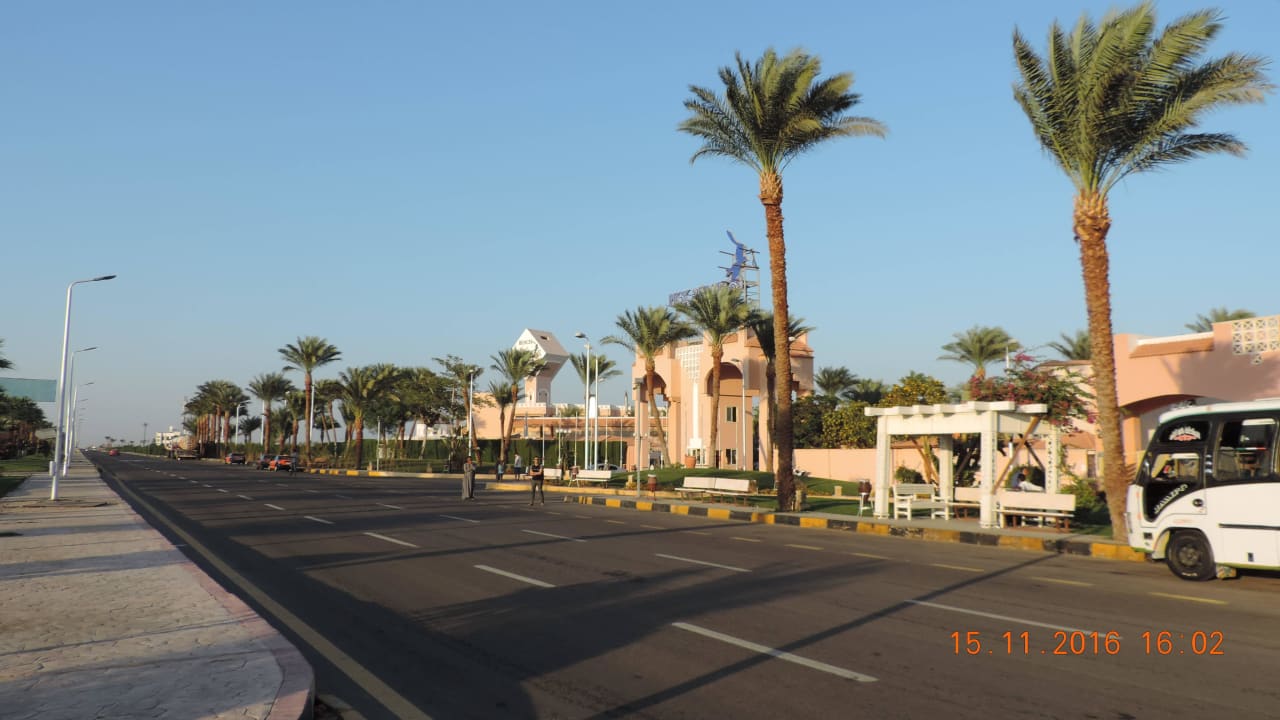 Hauptstraße Beach Albatros Resort