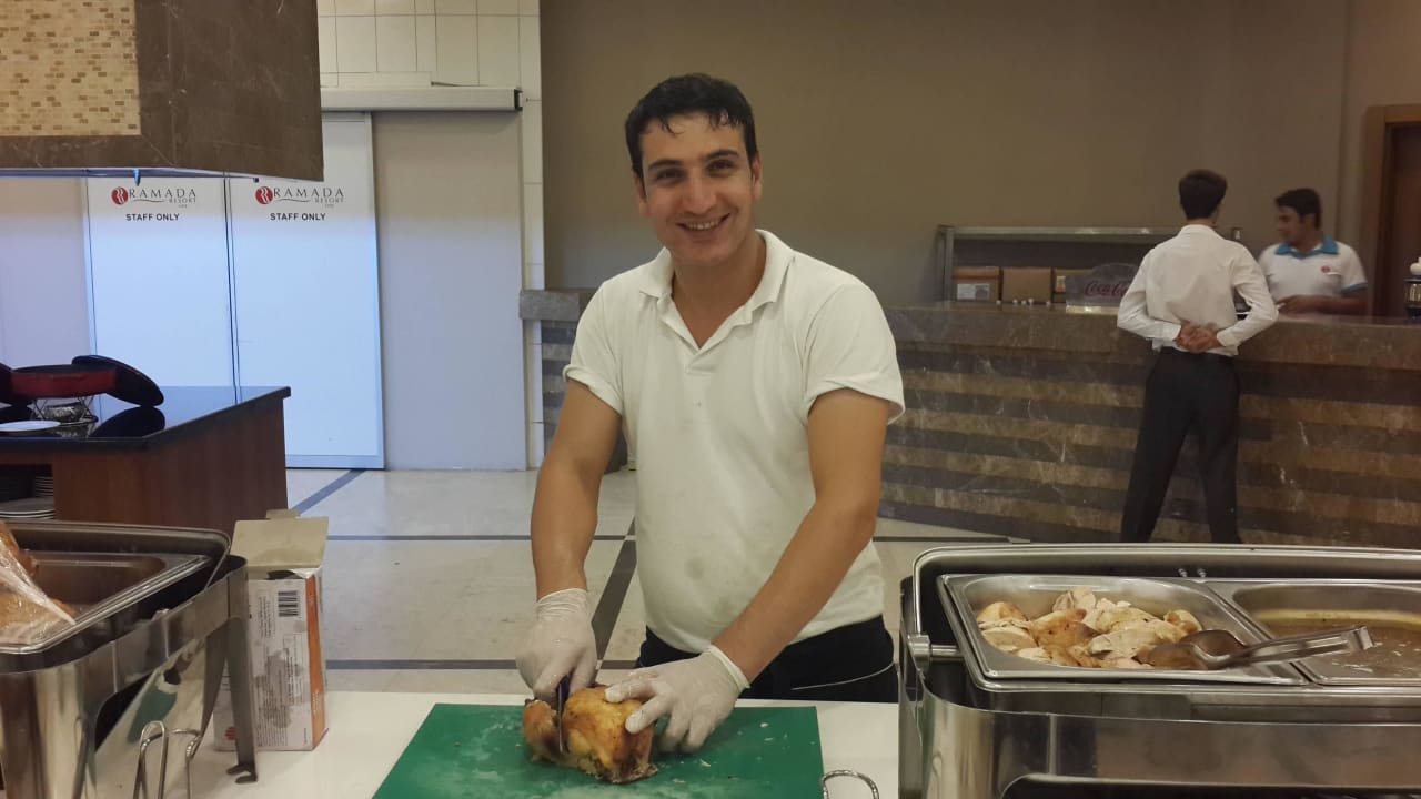 Chicken Ramada Resort by Wyndham Side