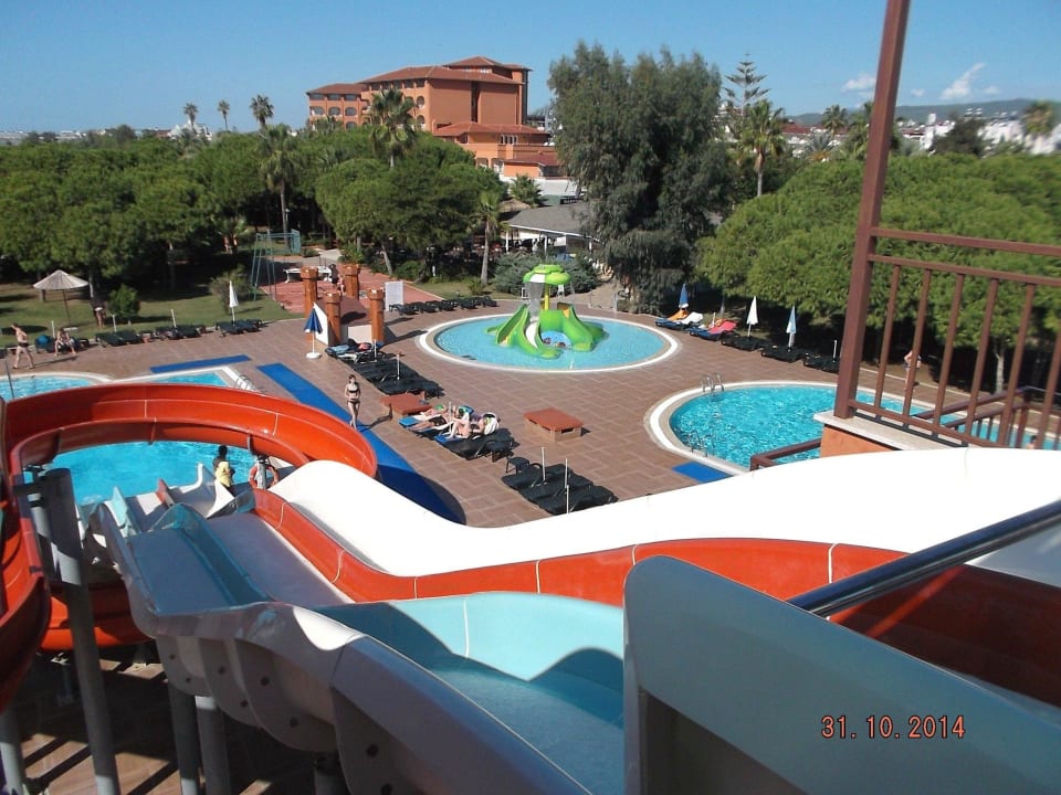 Blick vom Aqua Park zum Hotel Club Turtas Beach Hotel