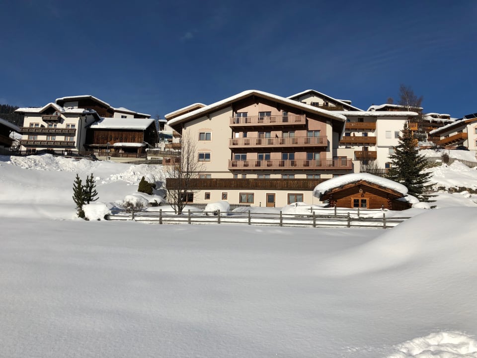 Außenansicht Ferienwohnungen am Matinesweg, Serfaus