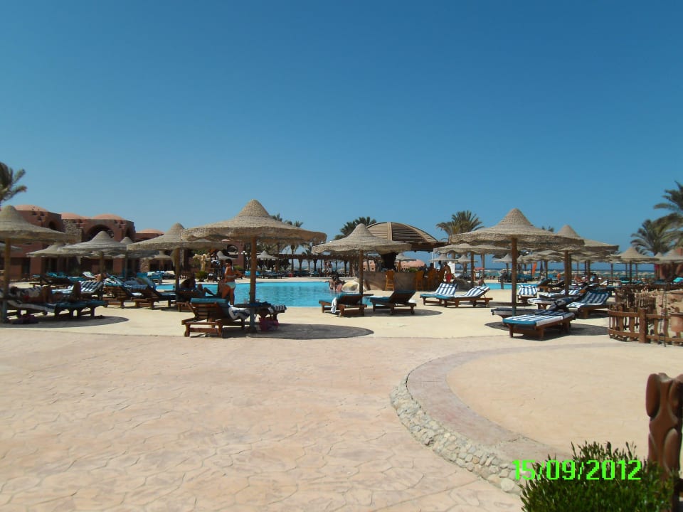 Hauptpoolanlage Swisstouch Oriental Resort Marsa Alam