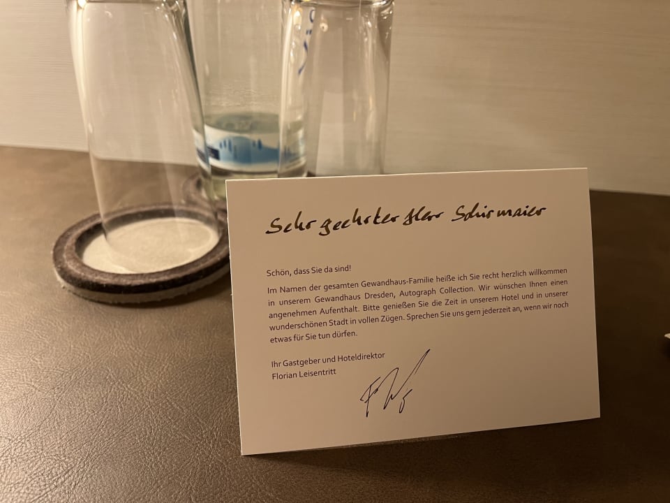 Zimmer Gewandhaus Dresden, Autograph Collection