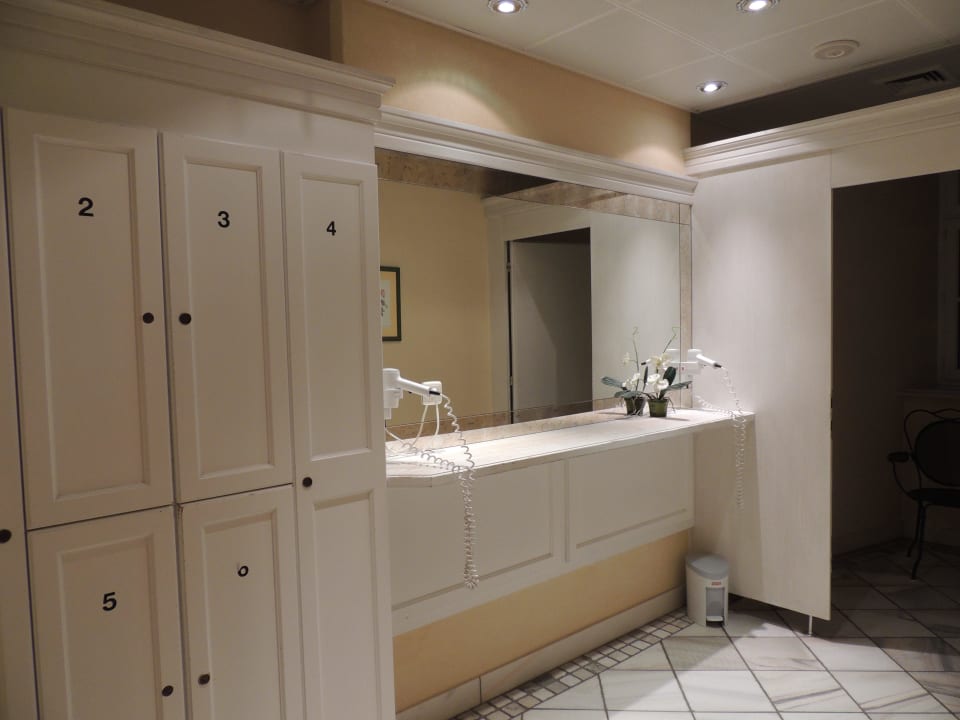 Poolanlage Selina Bad Gastein