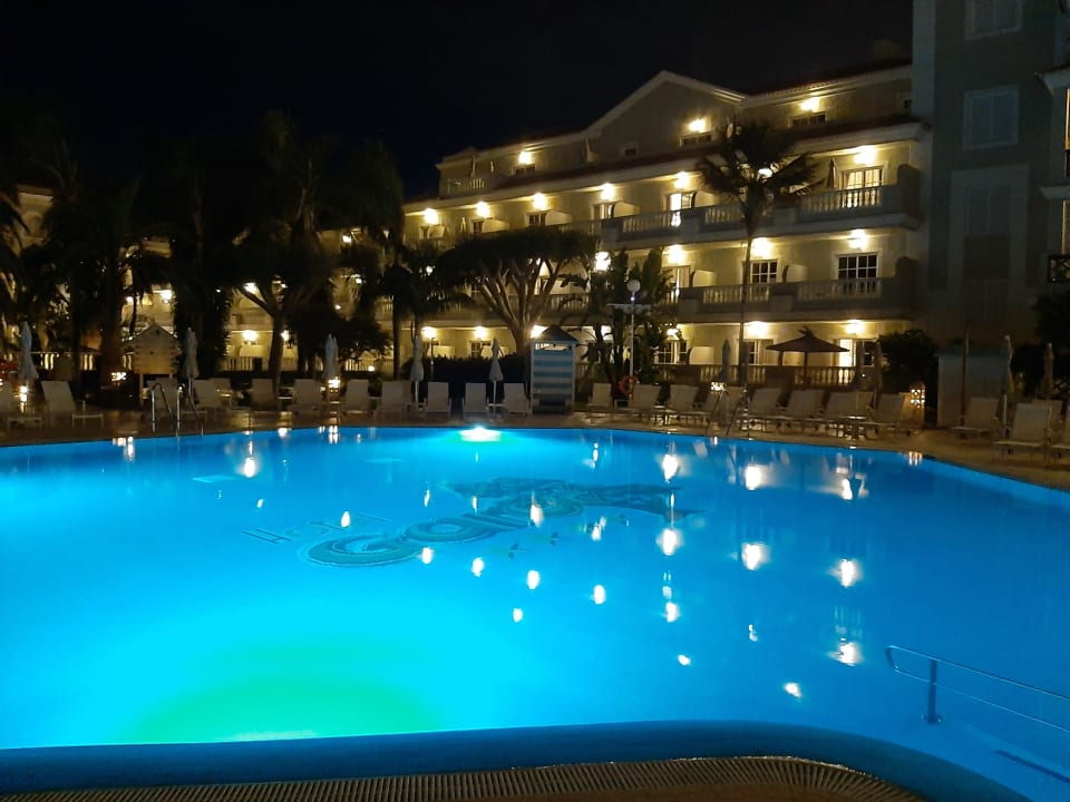 Pool Hotel Riu Garoe