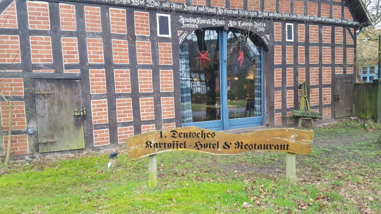 Außenansicht Deutsches Kartoffel-Hotel Lübeln