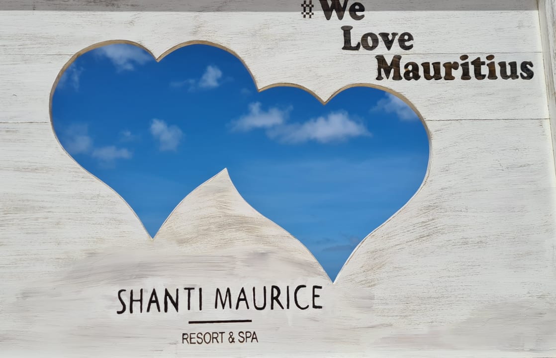 Strand Shanti Maurice Resort & Spa
