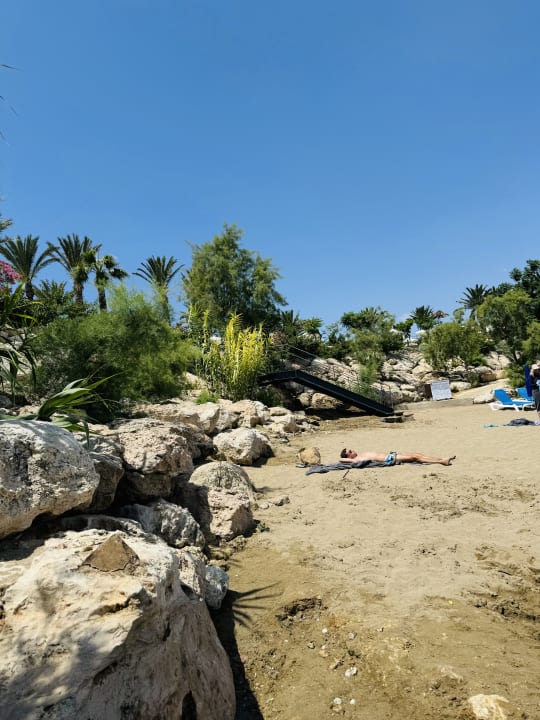 Strand Crystal Springs Beach Hotel