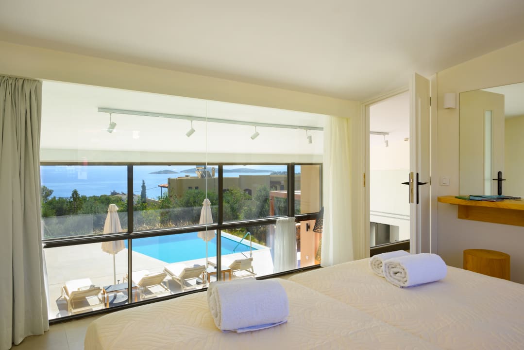 Zimmer Mirabella Hills - Villas