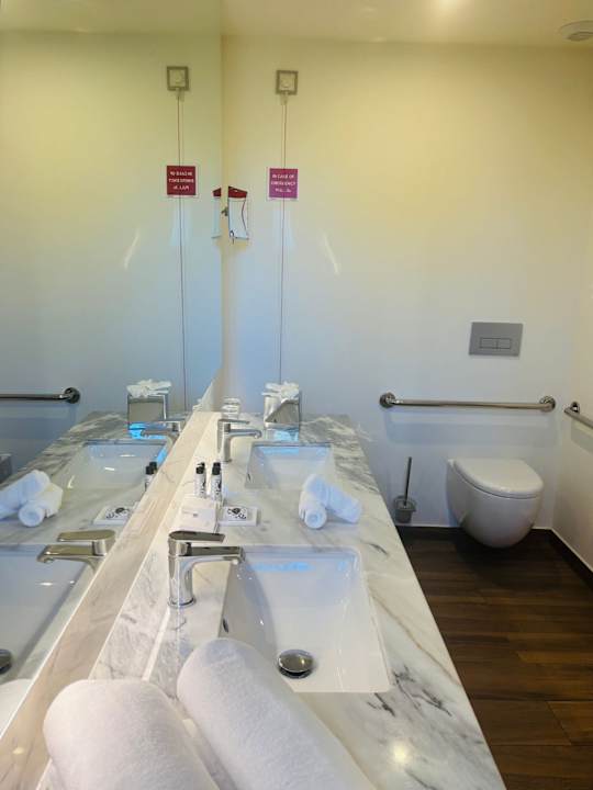 Zimmer Boeira Garden Hotel Porto Gaia, Curio Collection by Hilton