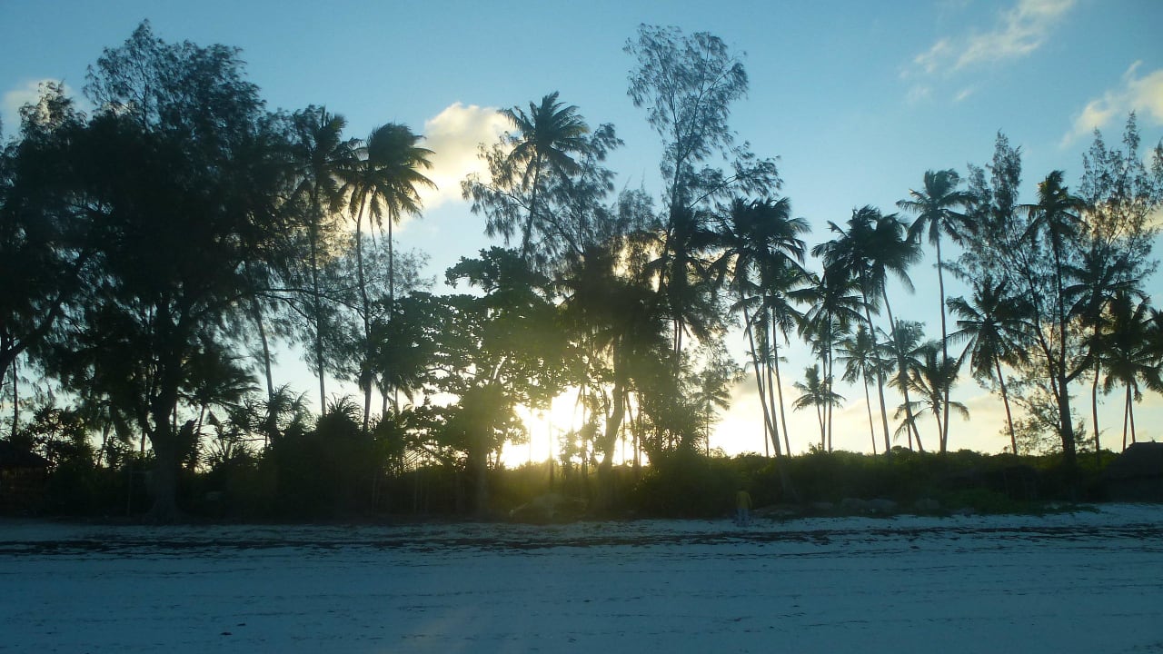 Sonnenuntergang VOI Kiwengwa Resort