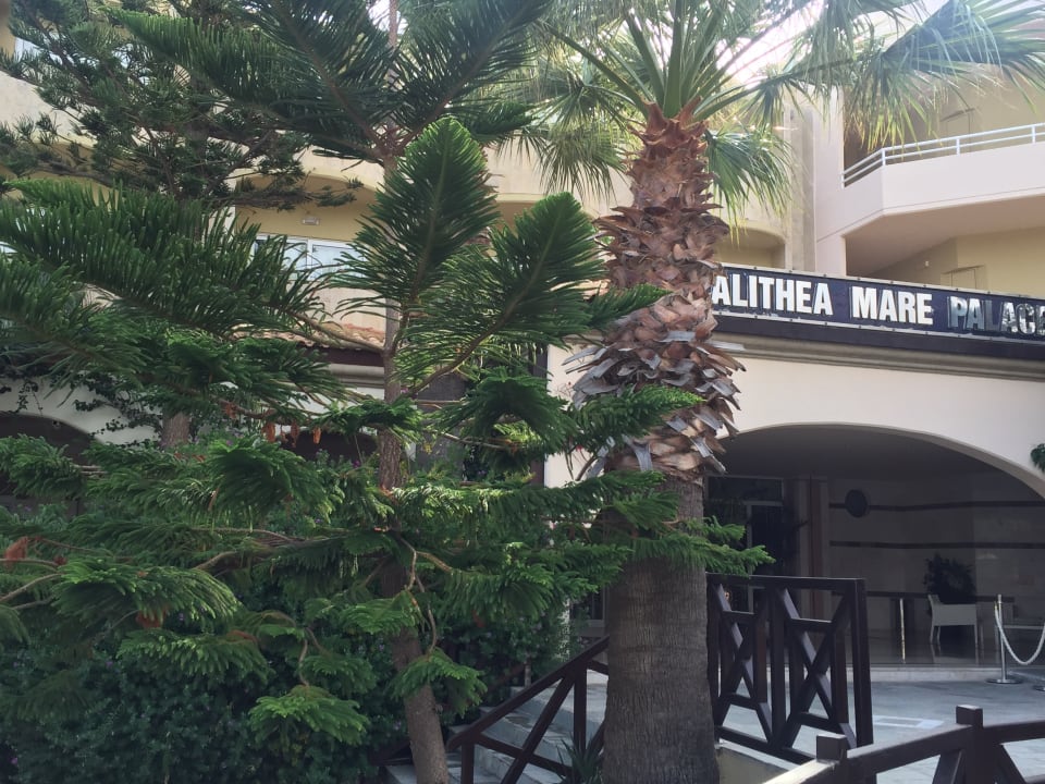 Lobby Hotel Kalithea Mare Palace