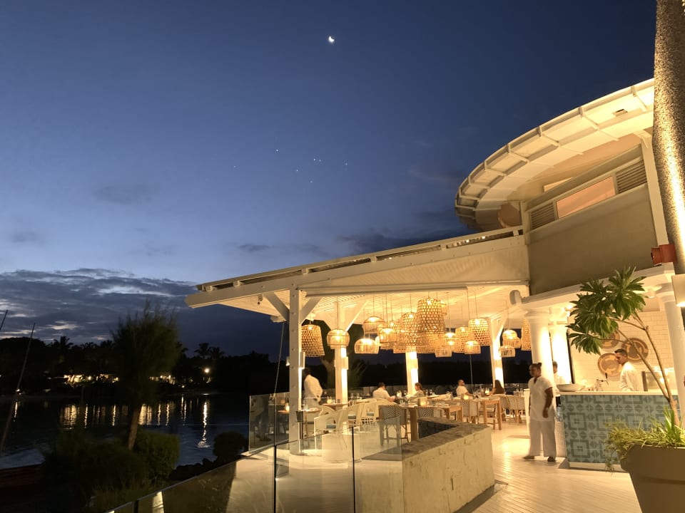 Gastro LUX* Grand Gaube Resort & Villas