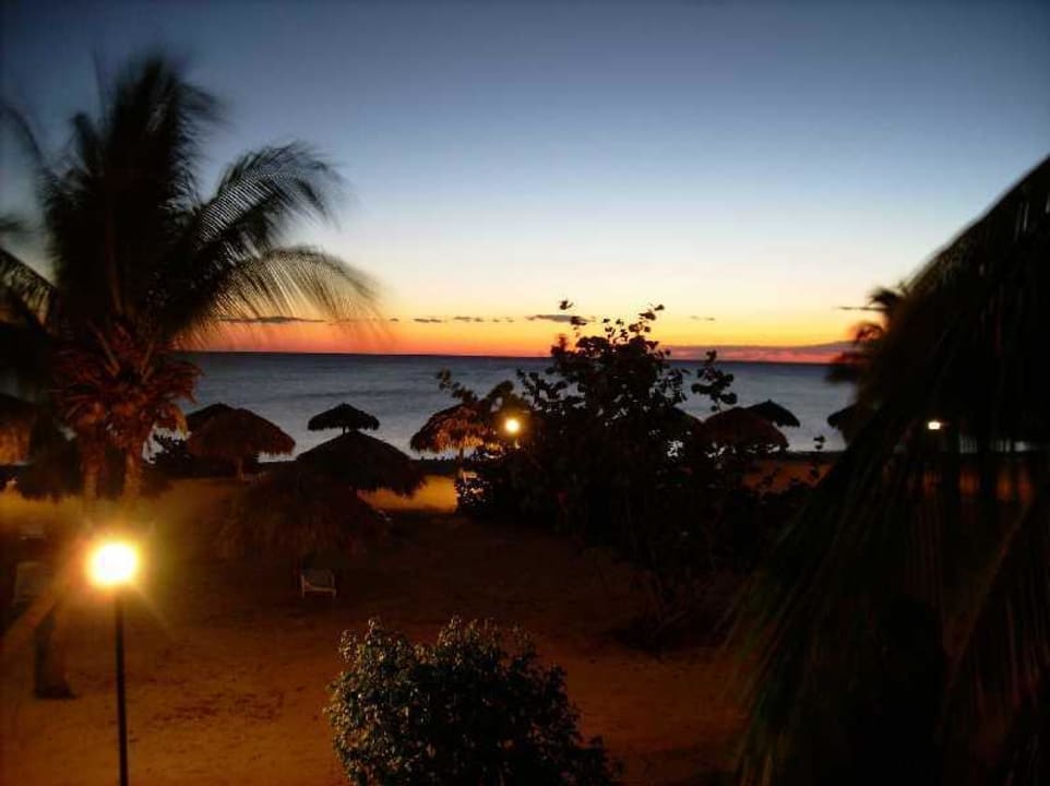 Sonnenuntergang vom Balkon Club Amigo Hotel Ancon