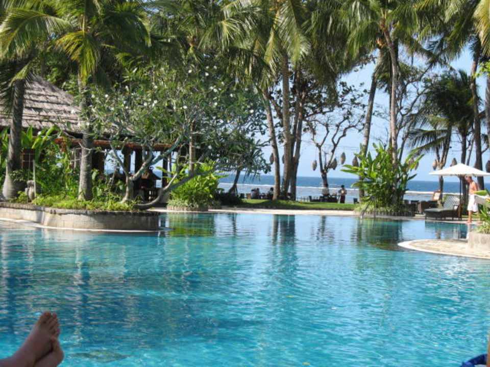 Pool The Laguna A Luxury Collection Resort & Spa