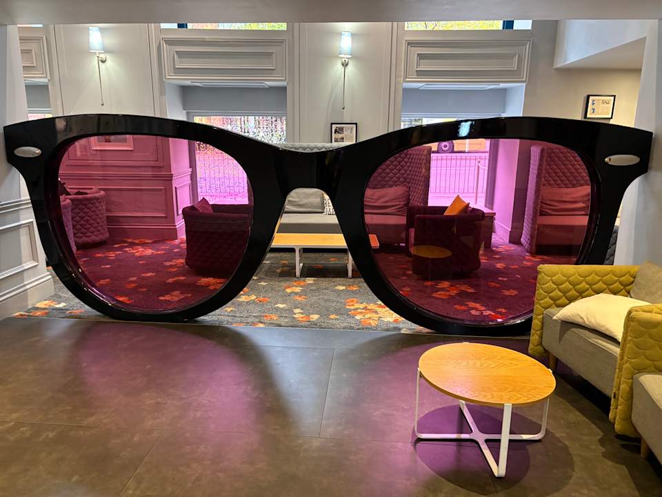 Lobby ibis Styles Manchester Portland