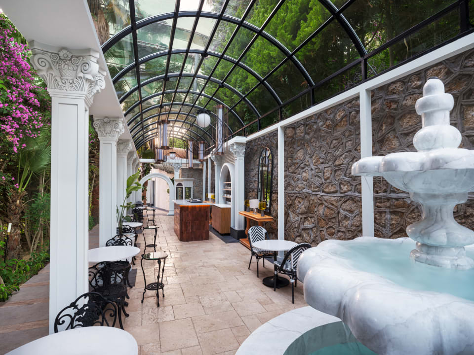 Gastro Adin Resort Hotel