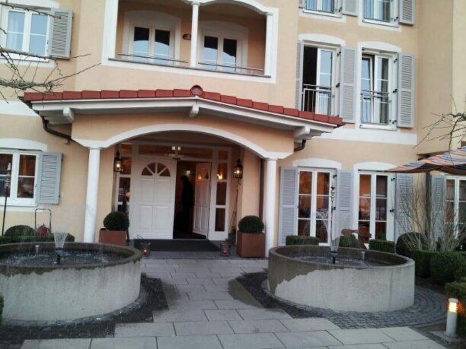 Eingangsbereich Hotel Ampervilla