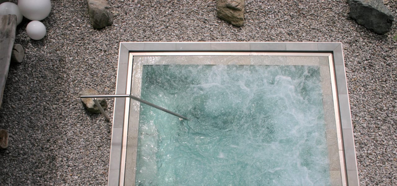 Pool MONTAFON Lodge Hotel und SPA