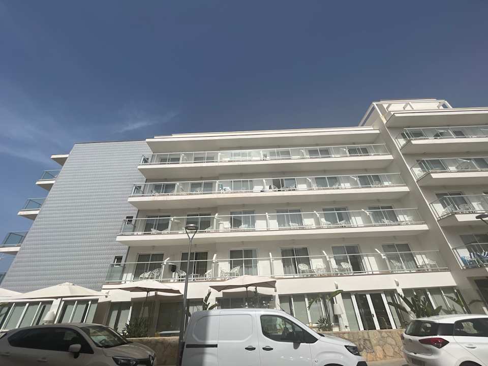 Außenansicht Hotel Sant Jordi