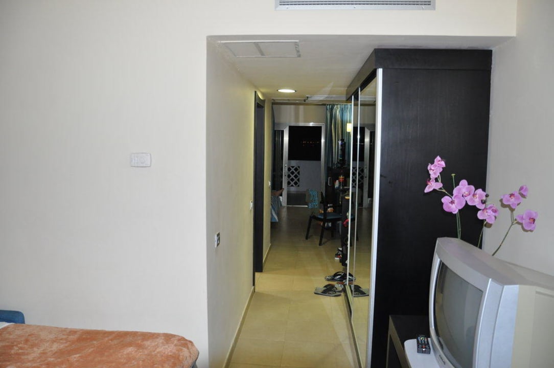 Der Schrank Hotel Las Costas