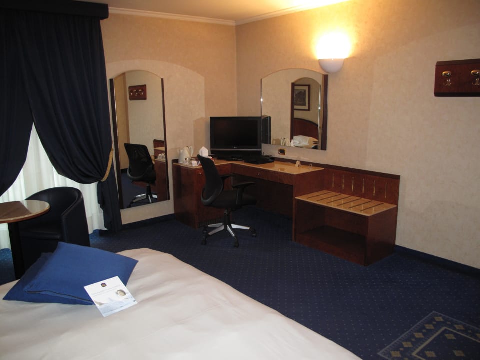 Großes Superior Zimmer Best Western Premier Hotel Cappello D'Oro