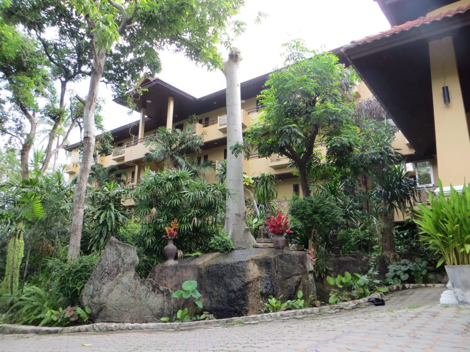 Gebäude in dem ich wohnte The Fair House Beach Resort